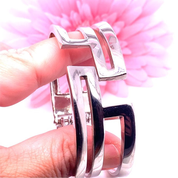 2/$14 Silver Tone Geometric Hinge Bracelet - Picture 6 of 6
